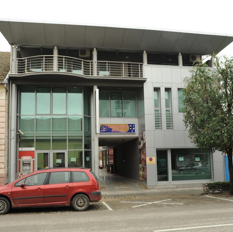 Apartment And Rooms In Club Indija Exteriér fotografie