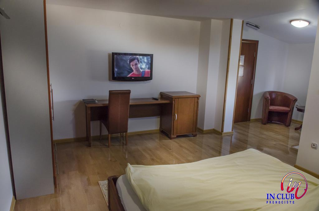 Apartment And Rooms In Club Indija Exteriér fotografie