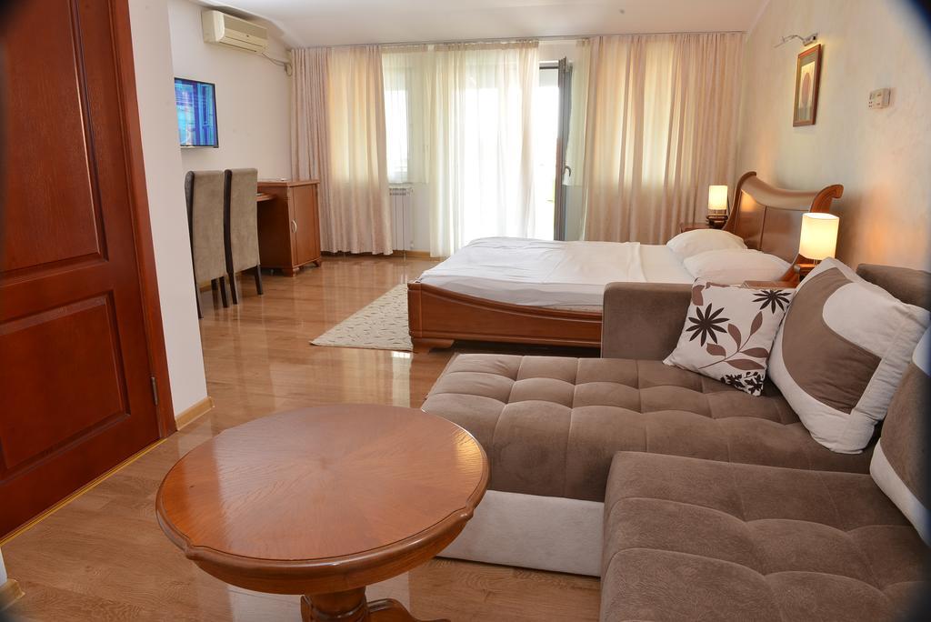 Apartment And Rooms In Club Indija Exteriér fotografie