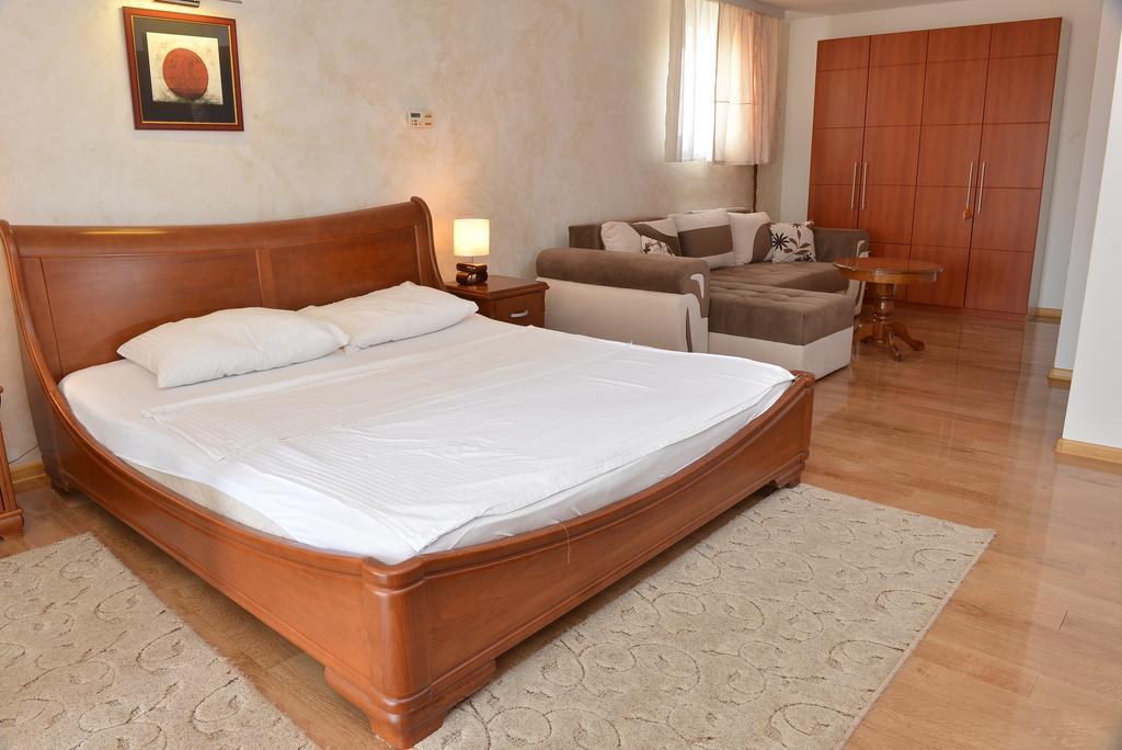 Apartment And Rooms In Club Indija Exteriér fotografie