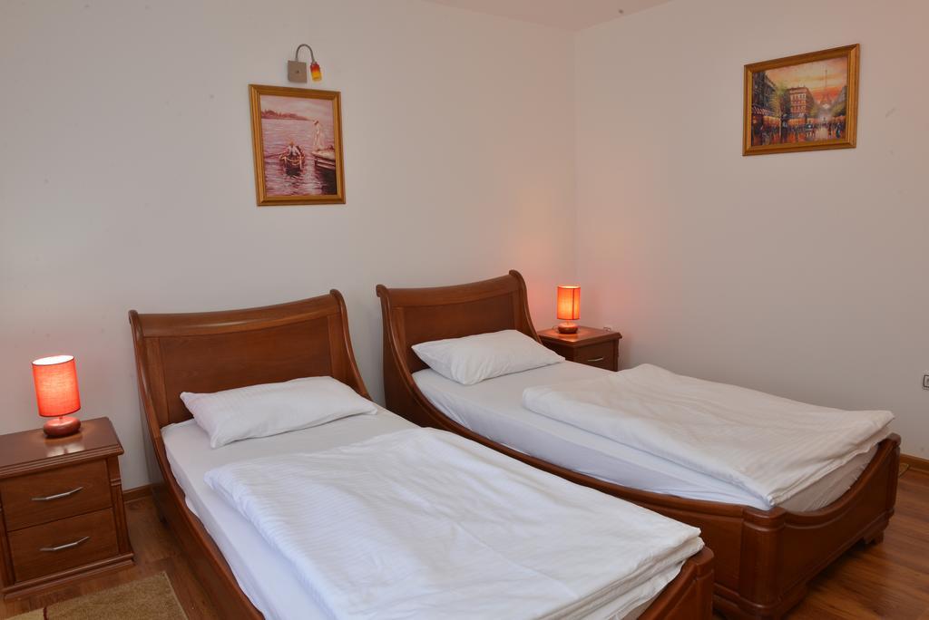 Apartment And Rooms In Club Indija Exteriér fotografie