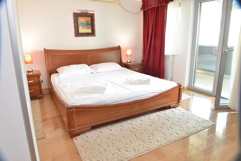 Apartment And Rooms In Club Indija Exteriér fotografie